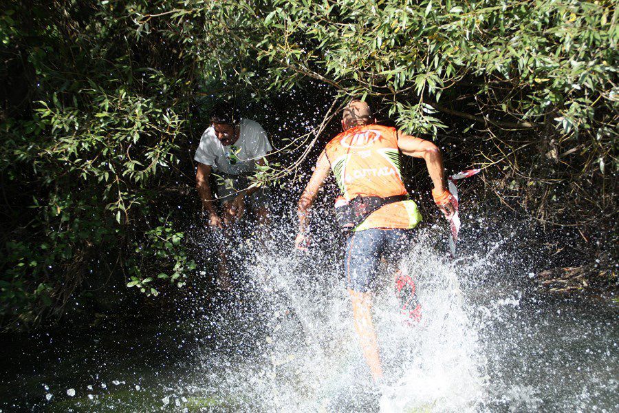 Circuito Ecotrail Sicilia 2015. 200 runner in corsa nel circuito trail all'interno del parco fluviale dell'Alcantara. La vittoria a Antonino Camarda e a Suzanne Olvback