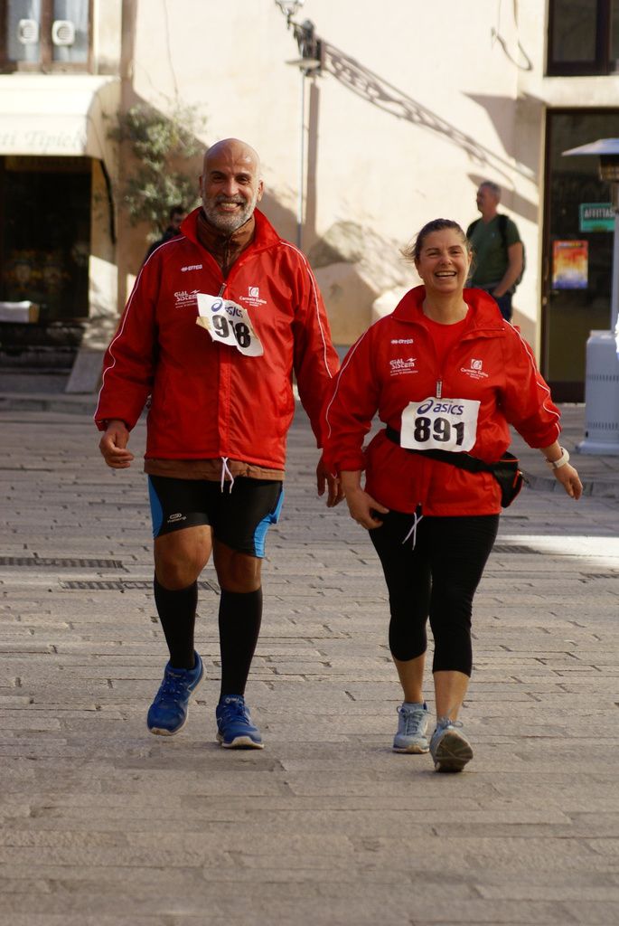 Salvatore Sulsenti arriva al traguardo della Hibla Barocco Marathon 2016