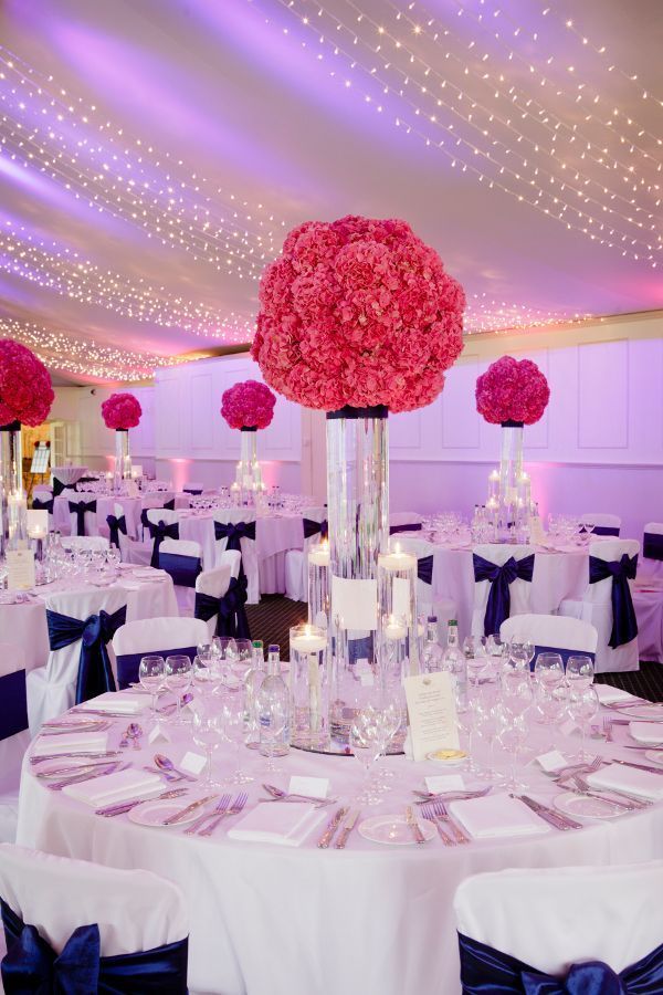décoration de mariage bleu marine et rose
