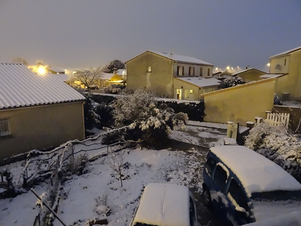 Paysage feutré au réveil, avec 4 ou 5 fois plus ce serait encore mieux ;-) 