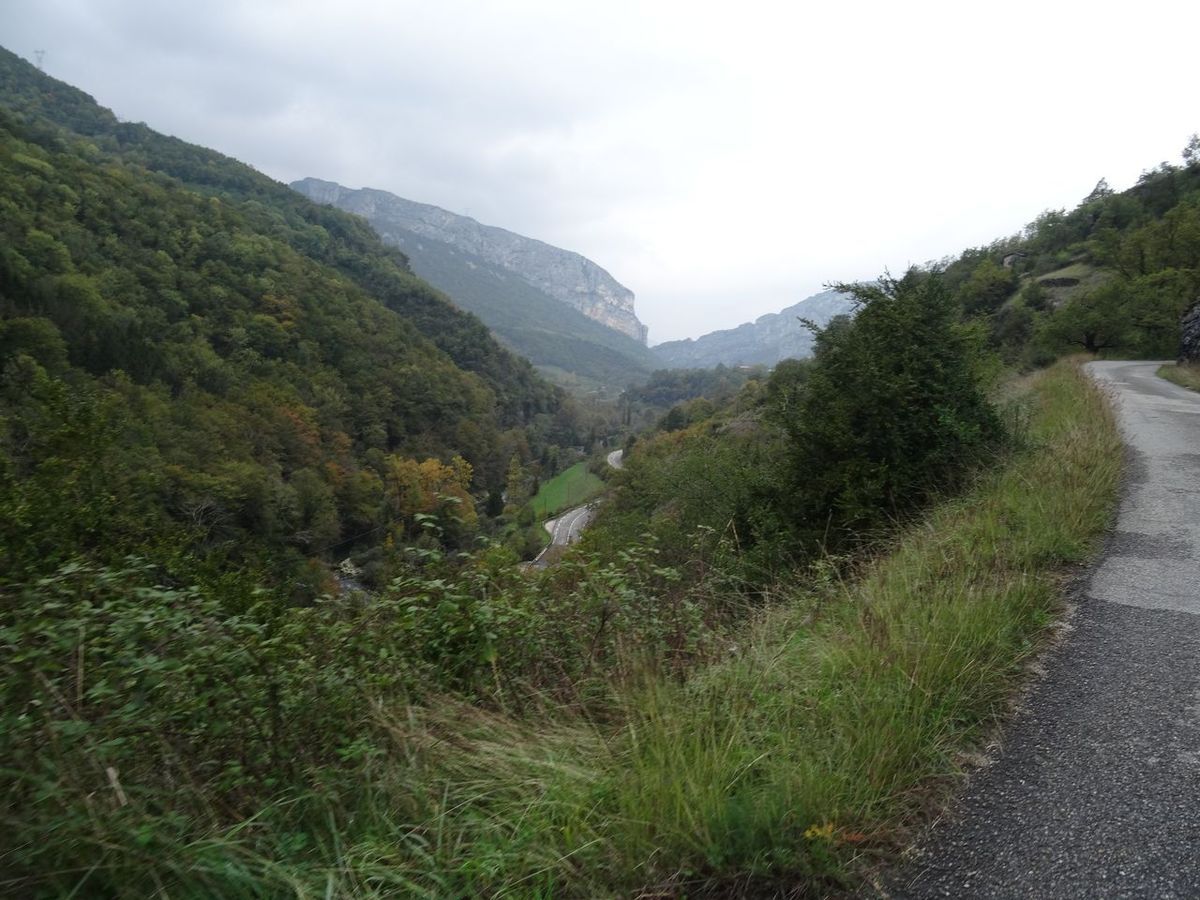 De choranche à Pont en Royans en dominant la vallée : la route de Ranconnière 