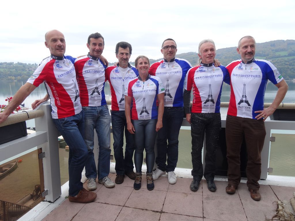 Olive, Lionel, Brigitte,Robert, Franco, Cricri, Patrick, Manu 