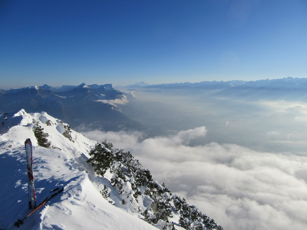 Le sommet est atteint après environ 1h40 pauses comprises 
