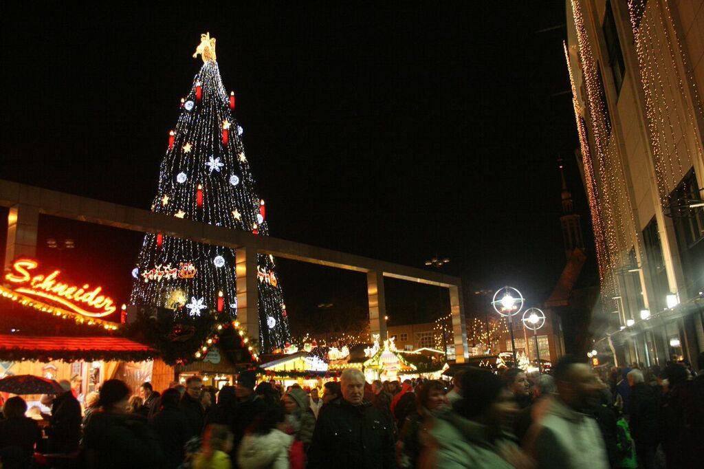 der gr 246 223 te weihnachtsbaum der welt gedankennetz der gr 246 223 te weihnachtsbaum der welt gedankennetz