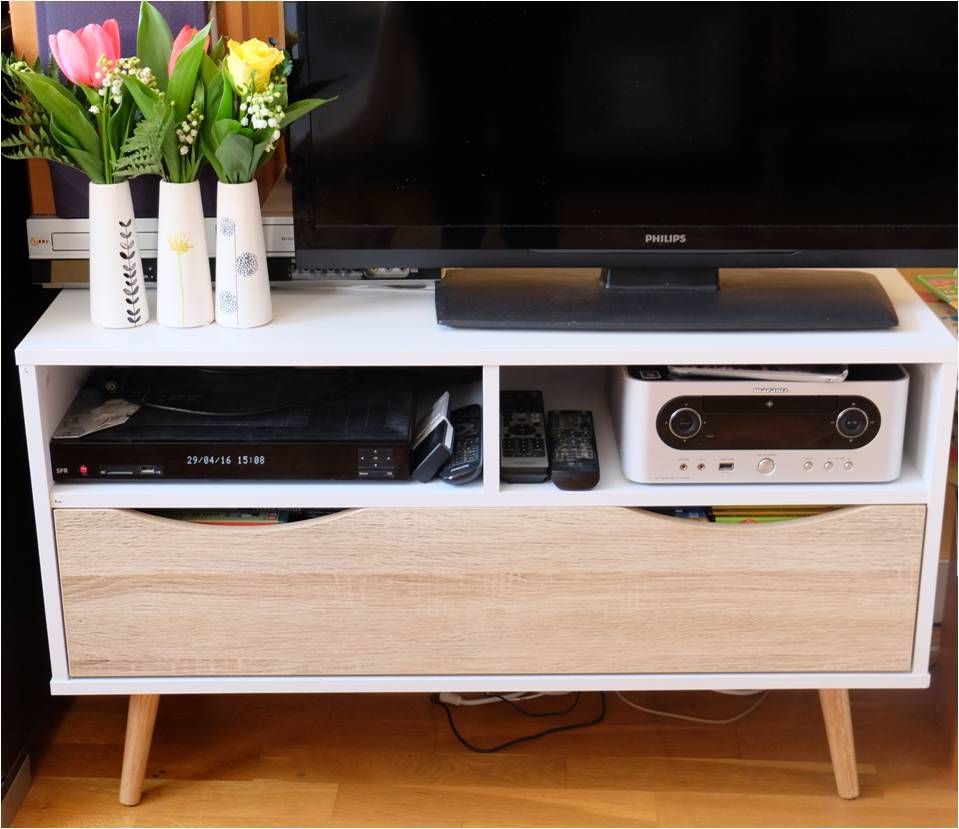 Meuble Tv Basika : Par Contre, Pour Ces Métamorphoses Intérieures, Hors De Question D y Meuble Tv Basika : Par Contre, Pour Ces Métamorphoses Intérieures, Hors De Question D y