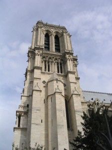 Emmanuel ou le bronze sacré de Notre-Dame