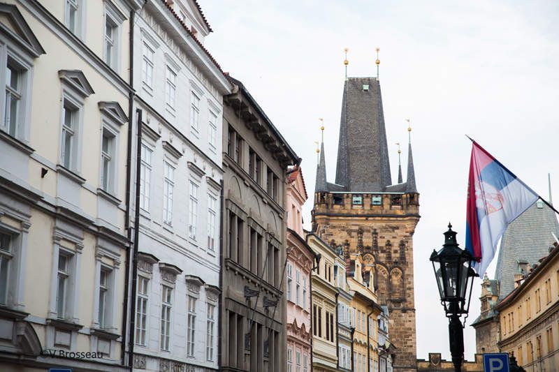 Prague - Mala Strana en fin de jounée - bulles et rues