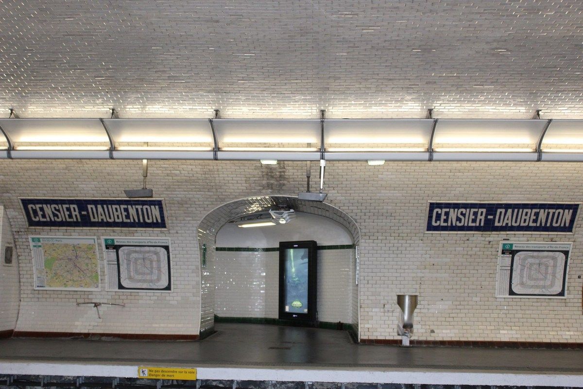 Station. Photo Jack Guerrier 2016.