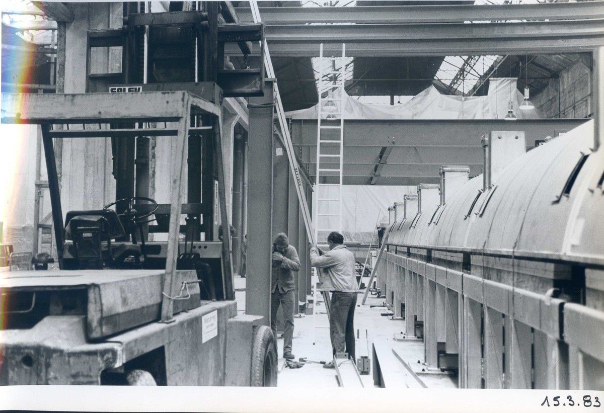 Album - Chantereine, 1983 construction de l'atelier Glasstech, son exploitation