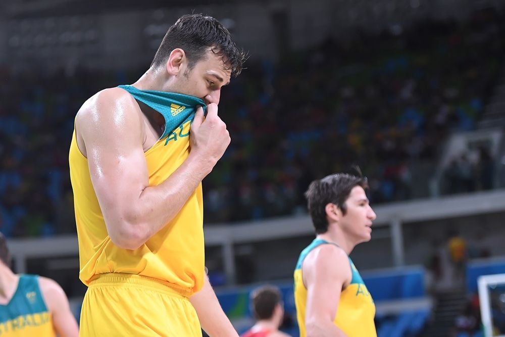 Andrew Bogut : " Les arbitres se sont fait avoir "