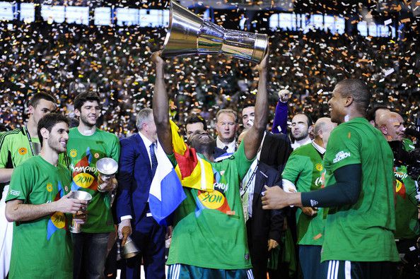 Romain Sato élu meilleur joueur africain de l'histoire du basket européen