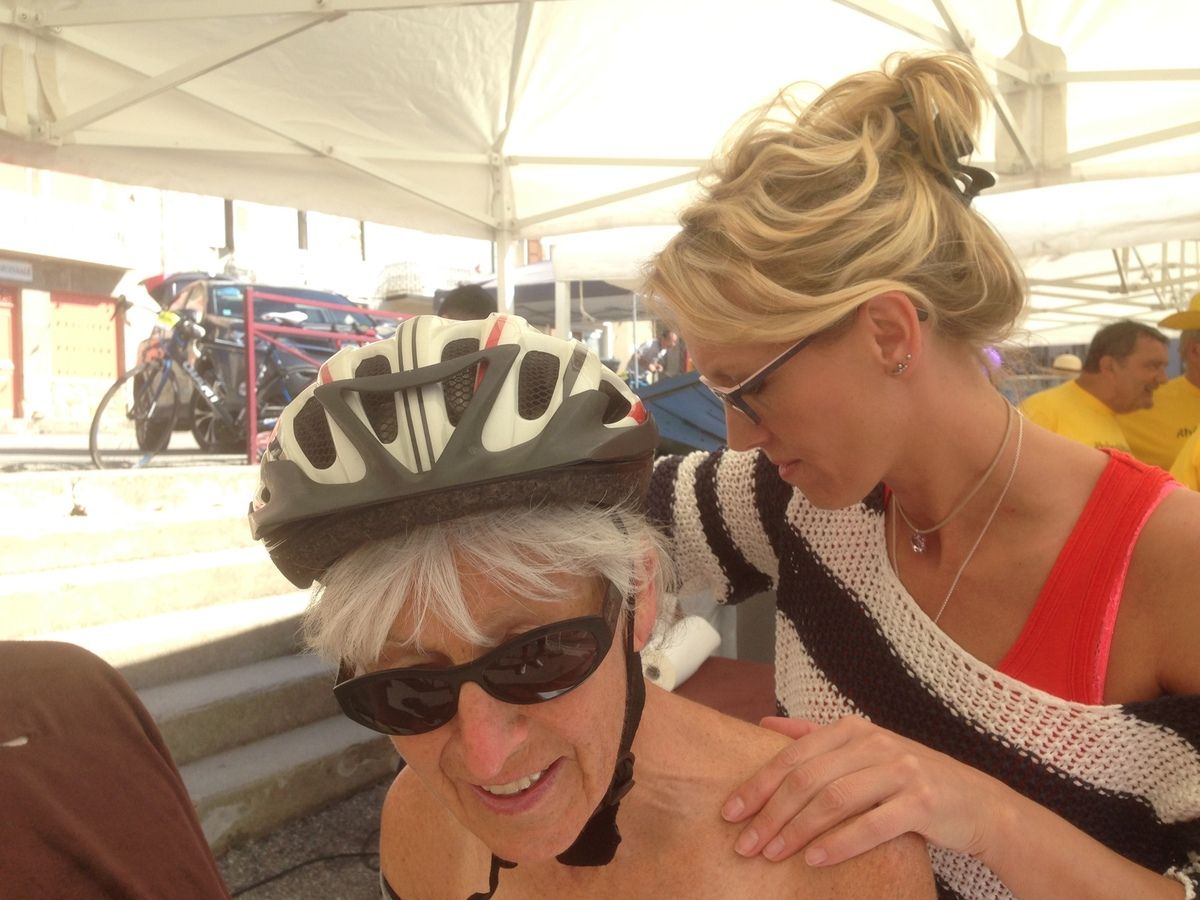 St Martin de Valavas, petit massage pour décontracter le dos...