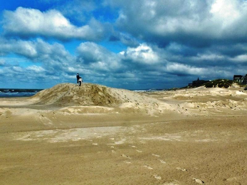 "JE VOULAIS DANS MON CARTABLE"...DU SABLE ...ET BIEN D'AUTRES SOUVENIRS...