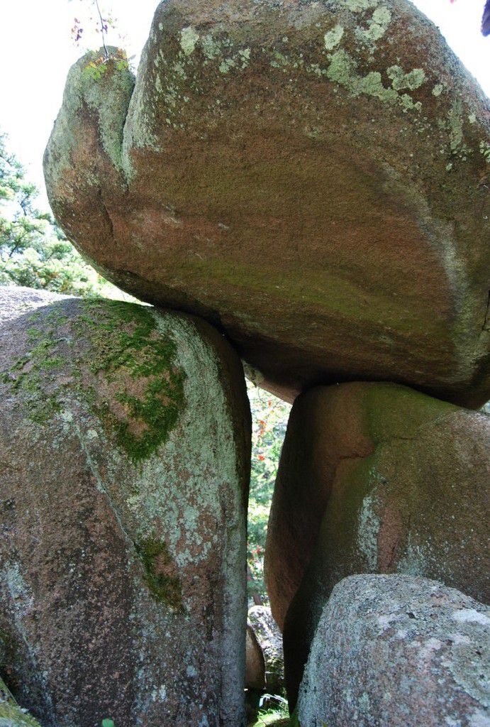 D'étranges rochers dans la forêt d'Obernai