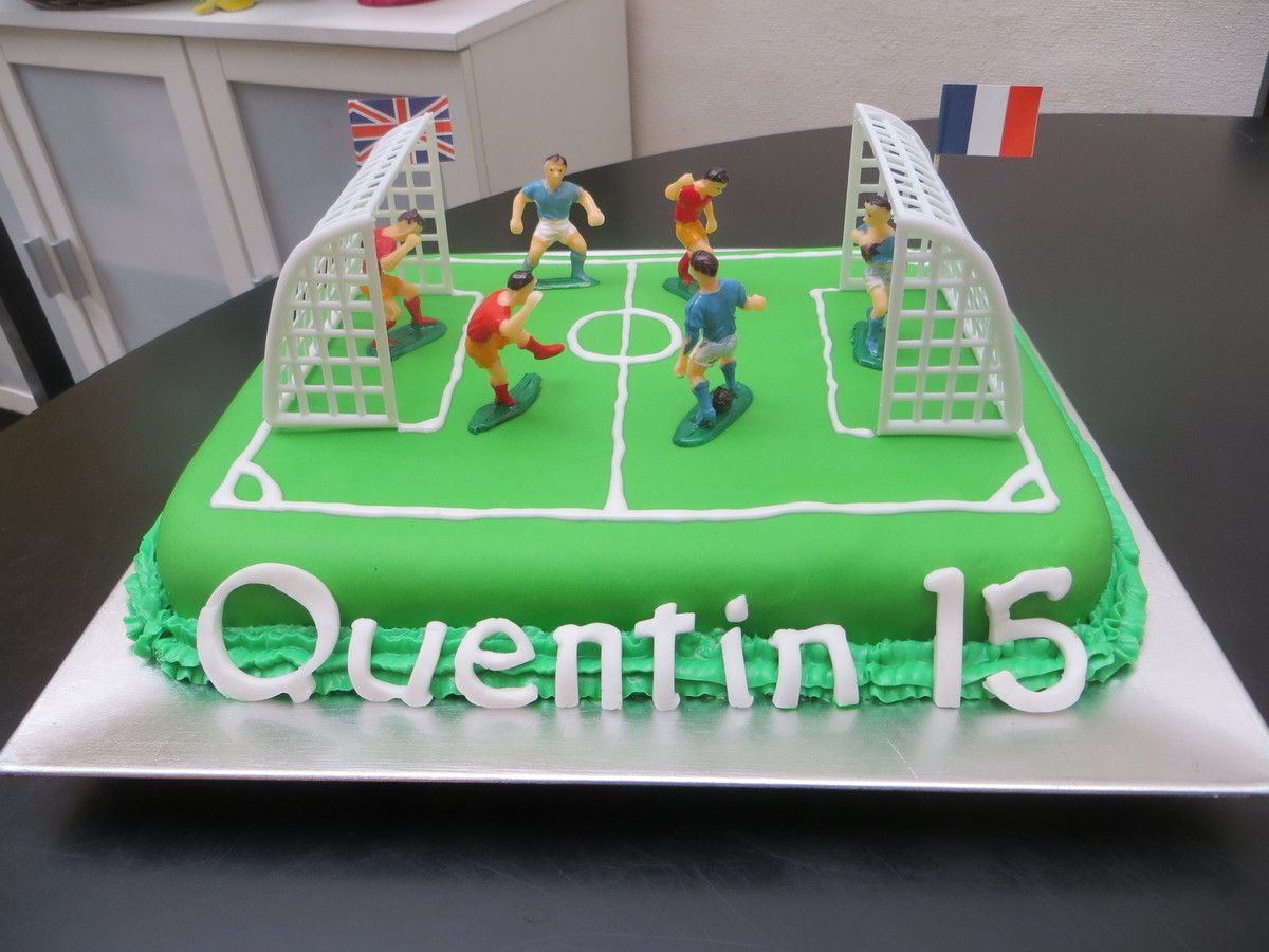 Gâteau terrain de foot - Nov's Cakes