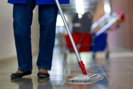 «PLAN CONTRE LA PAUVRETÉ» de Manuel Valls: plus de 2 millions de personnes seront perdantes