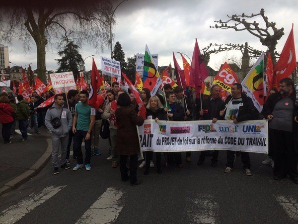 Plus de 1500 manifestants à Brive-la-Gaillarde (Corrèze) (source twitter la Montagne)