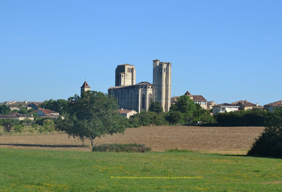 La Romieu: Arrivée de La Voie de Rocamadour en Limousin et Haut-Quercy