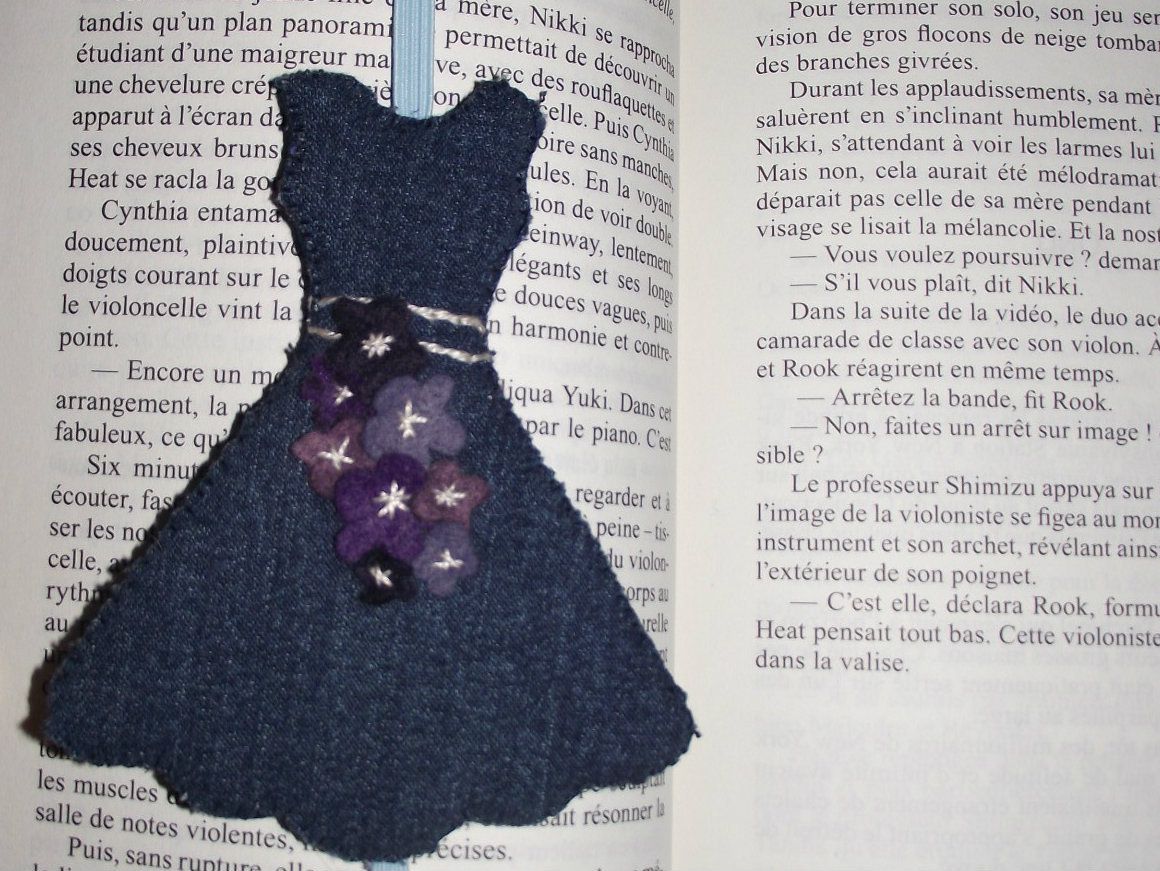 Marque page : La petite robe en jean printanière - Feutrine couture
