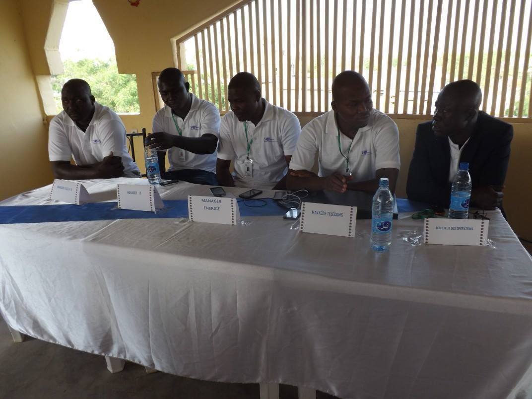Photo: les responsables de sos telecoms.