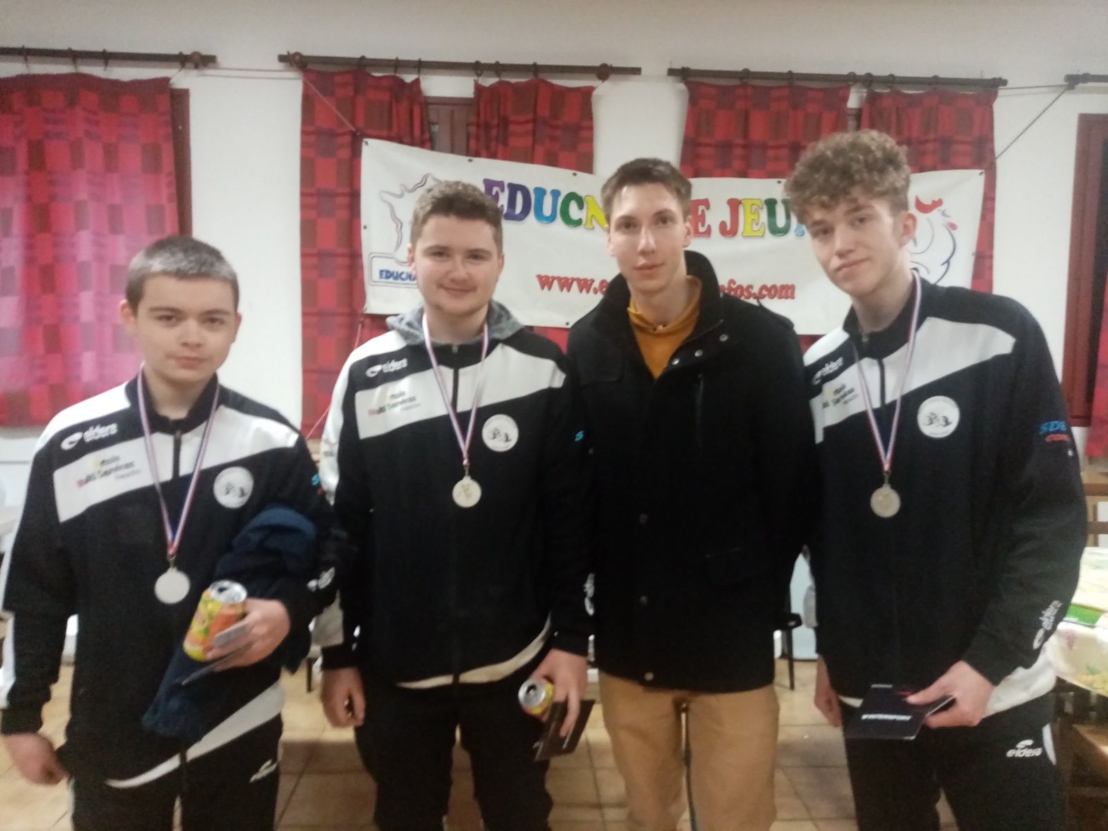 SAINT JUST en CHAUSSÉE : UNE PREMIÈRE RÉUSSIE ... Plus de 300 photos de toutes les équipes