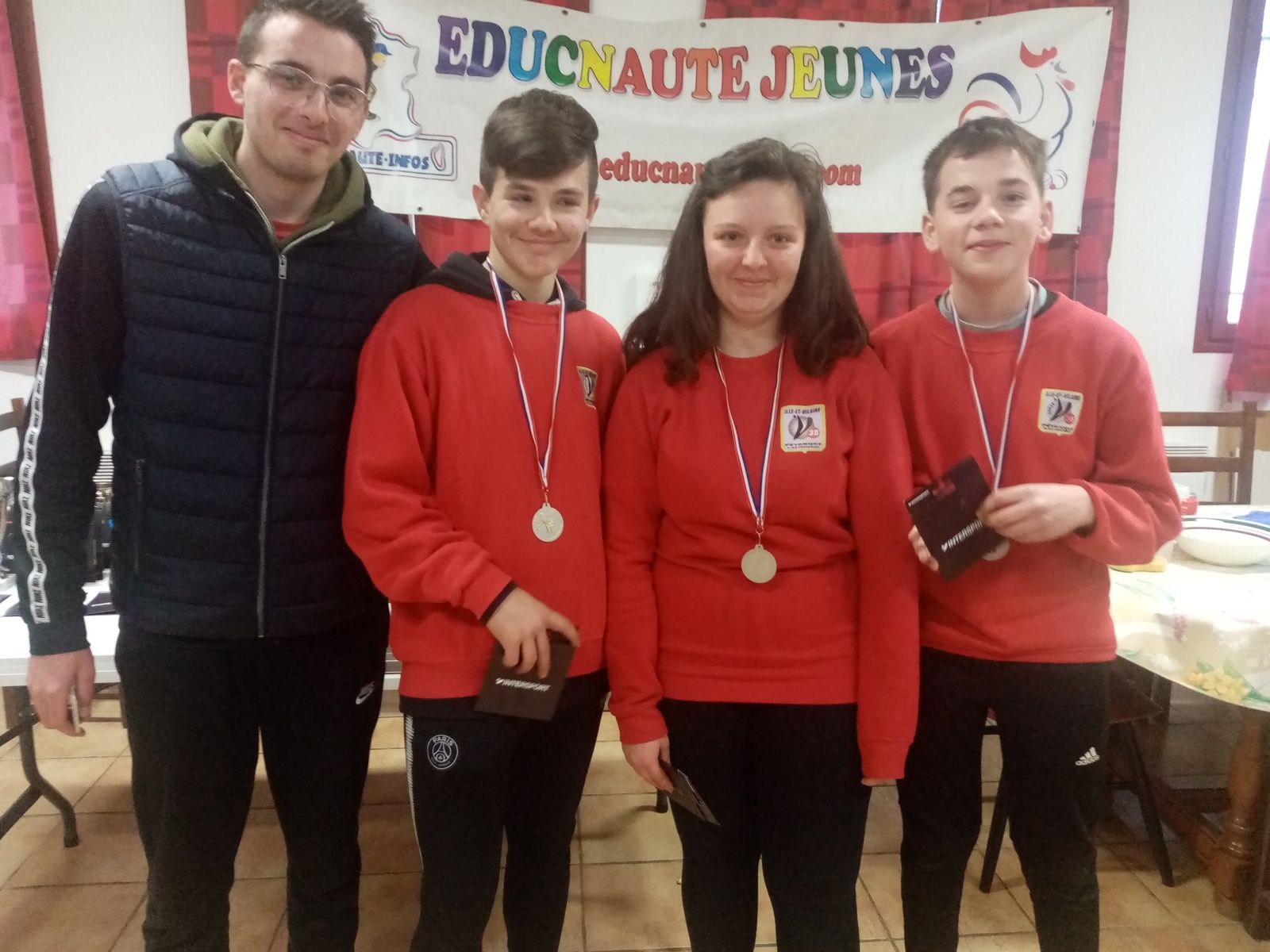 SAINT JUST en CHAUSSÉE : UNE PREMIÈRE RÉUSSIE ... Plus de 300 photos de toutes les équipes