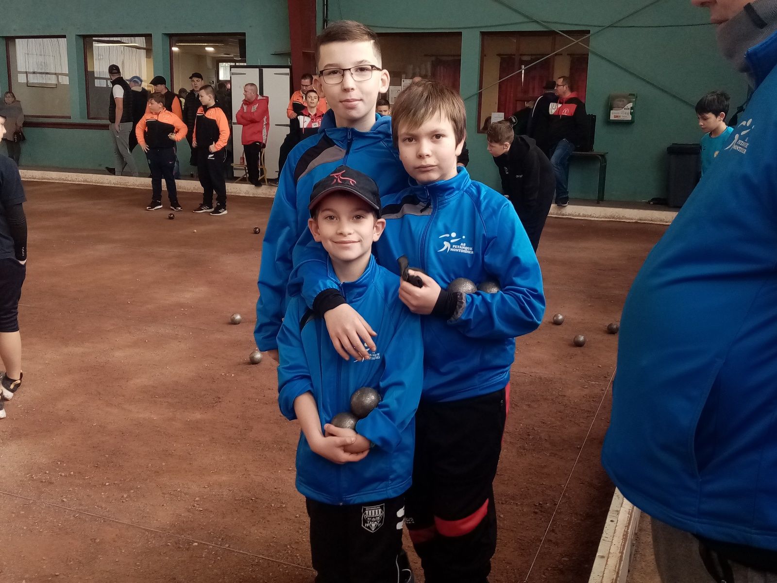 SAINT JUST en CHAUSSÉE : UNE PREMIÈRE RÉUSSIE ... Plus de 300 photos de toutes les équipes