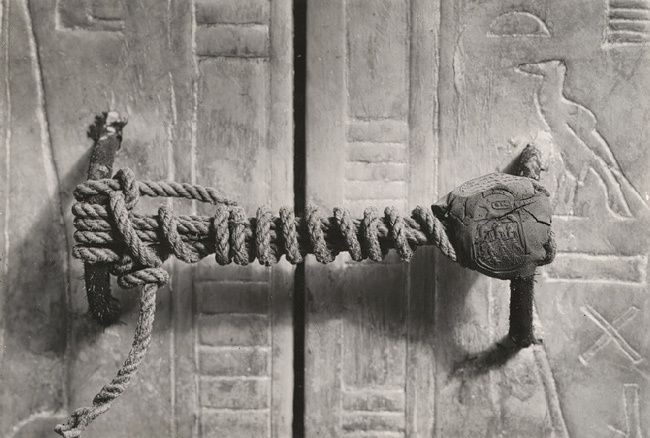 Des salles secrètes et inconnues dans le tombeau de Toutankhamon…?