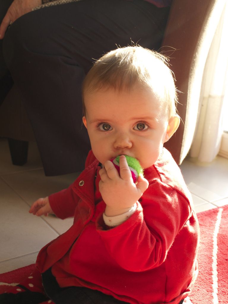 Portrait de mini pouce: Aliénor : 9 mois