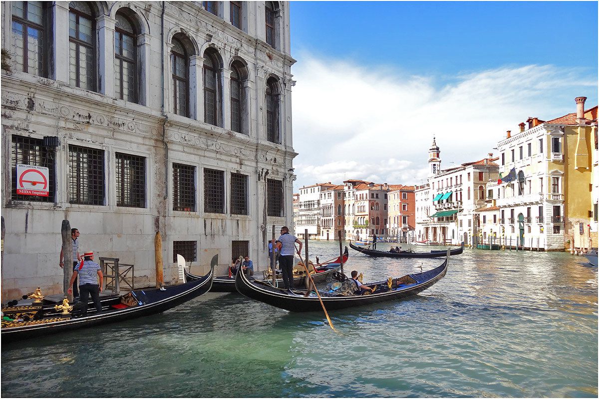 Venise - le Grand Canal - du côté du Rialto