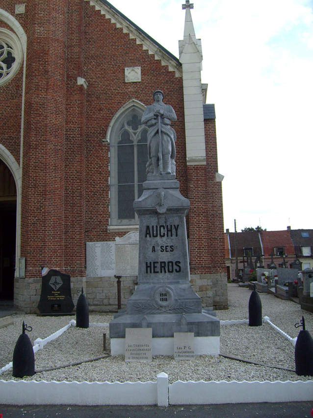 Le monument aux morts d'Auchy (Source Lille-3)