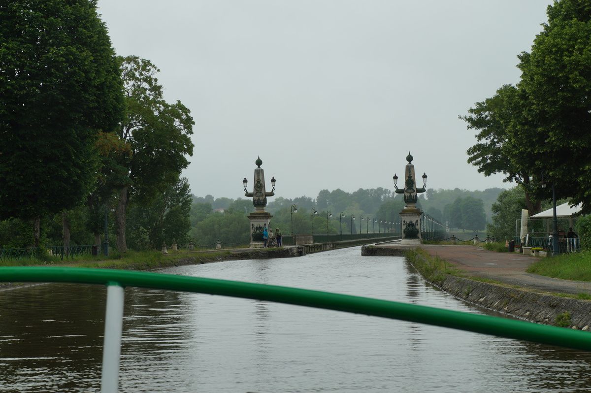 Le Pont canal