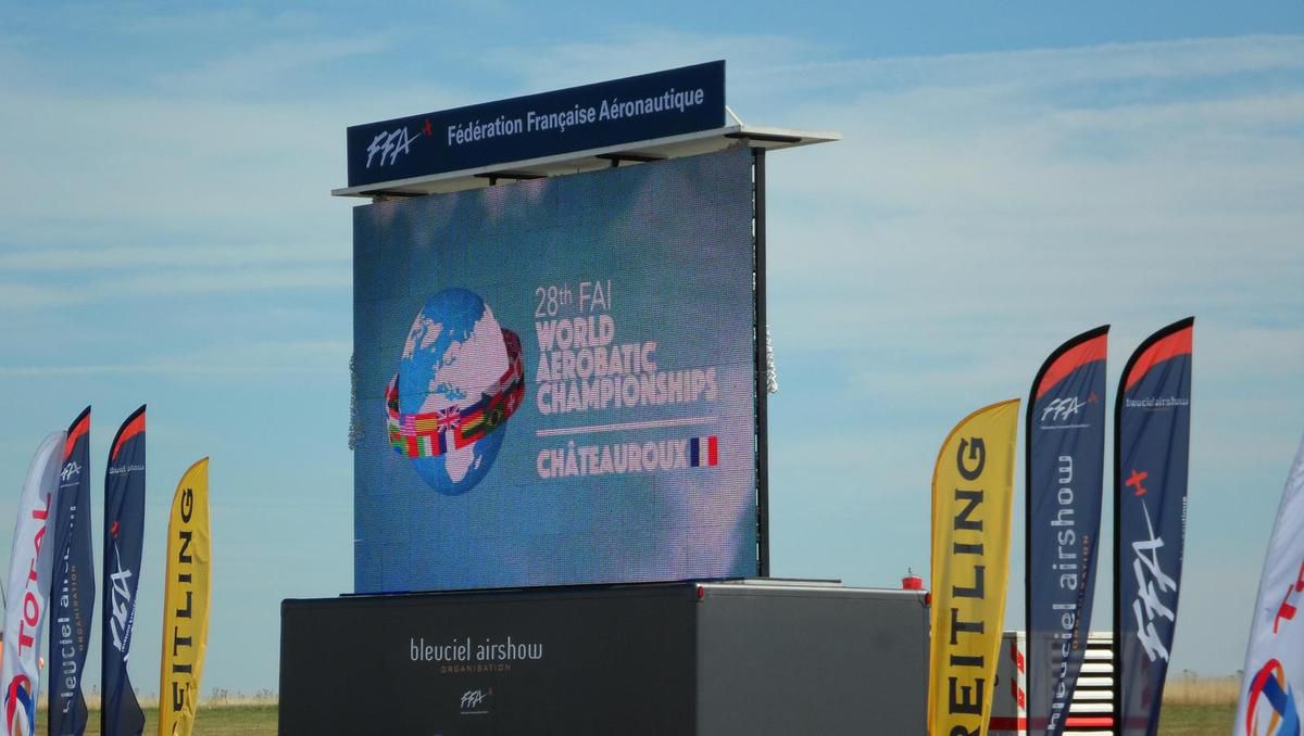 Les Championnats du Monde de Voltige aérienne 2015 à Châteauroux.