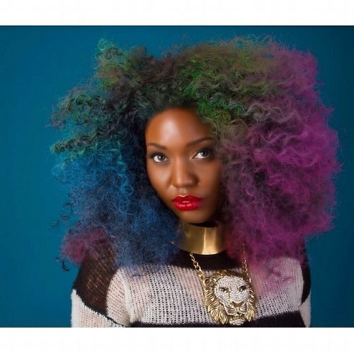 Colorons nos cheveux crépus, frisés, bouclés ! - AfroLyne