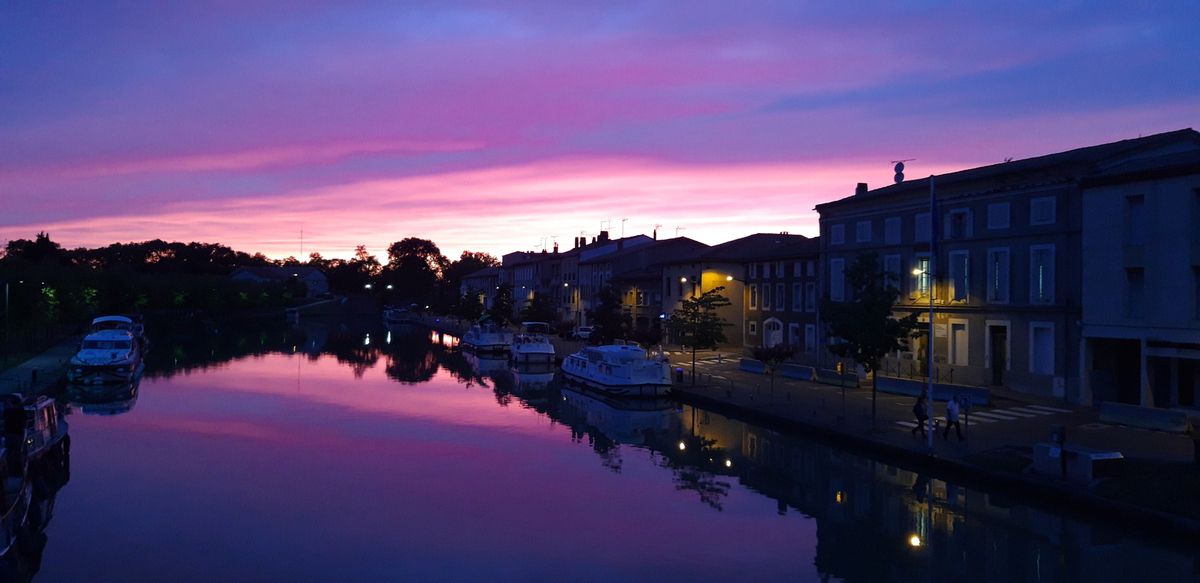 Superbe coucher de soleil à Castelnaudary ! (photo sans filtre)