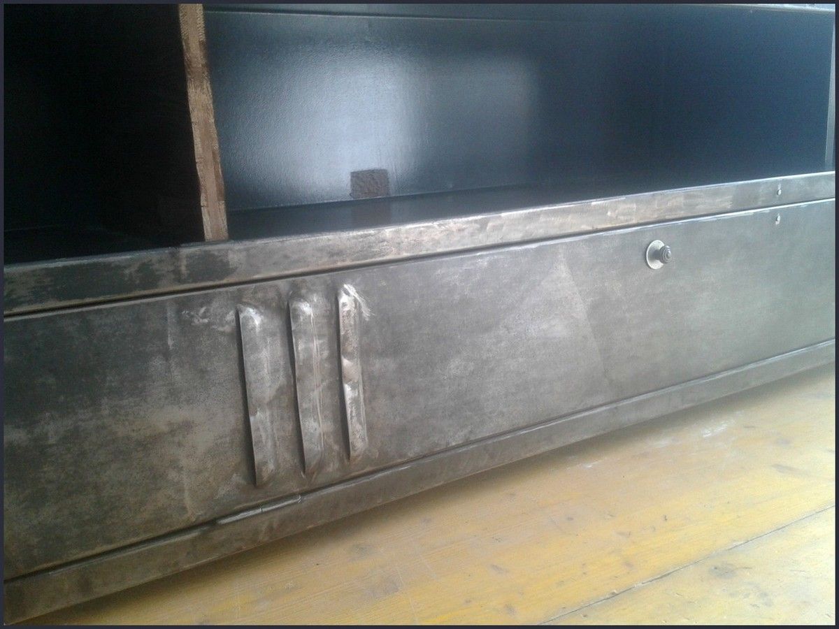 Meuble De Tv Vintage : Meuble Tv Industriel Vintage – Le Blog De La Salamandre Bleue Et De Meuble De Tv Vintage : Meuble Tv Industriel Vintage – Le Blog De La Salamandre Bleue Et De