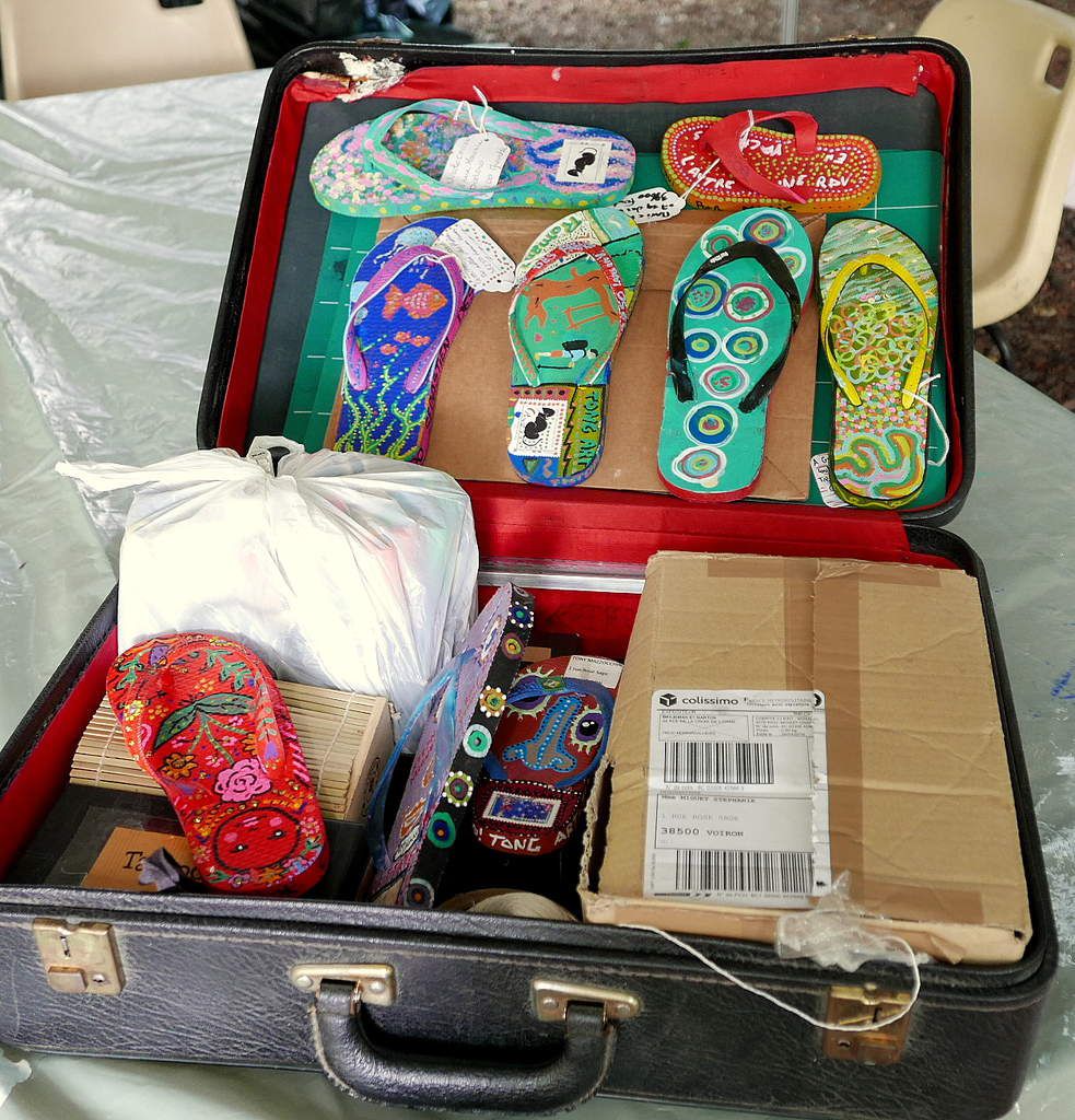 A la fin de l'atelier...j'ai tout mis dans ma valise nomade en attendant demain pour les apporter à la poste...