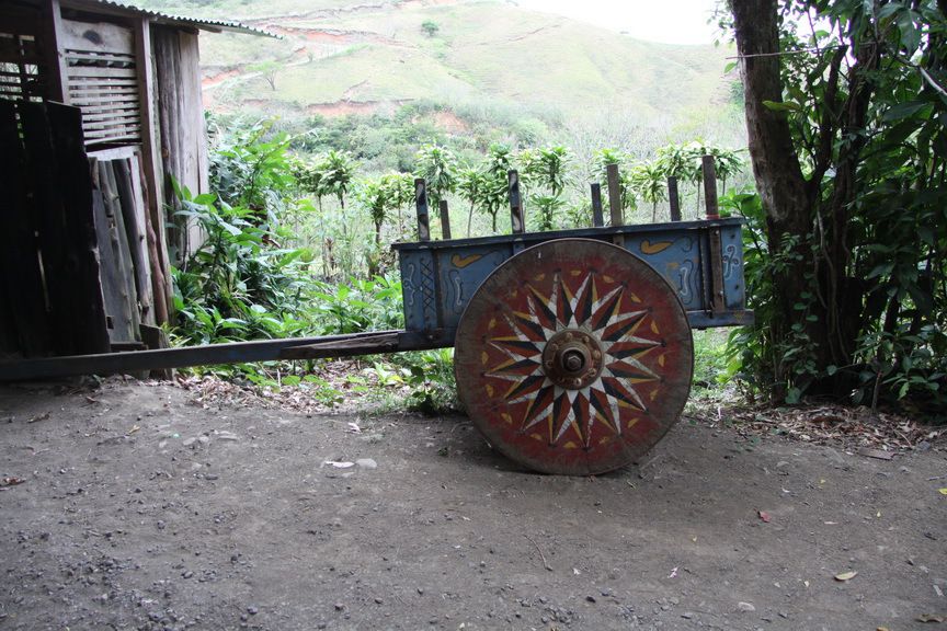 carreta traditionnelle à l'entrée d'une mine (Monteverde)