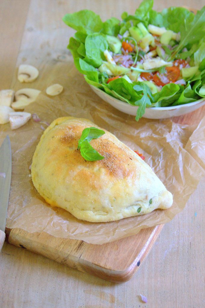 Calzone au poulet roquette et champignons de paris Le Coin Cuisine