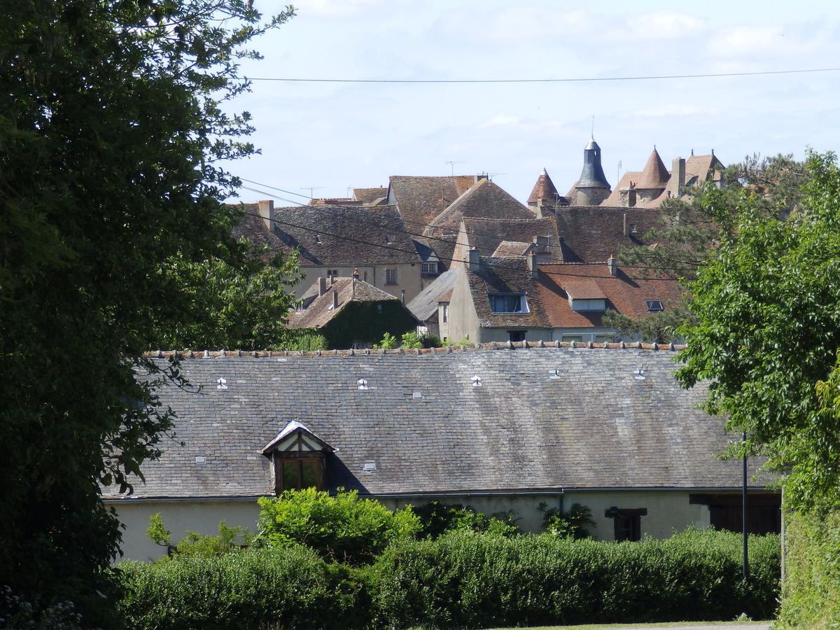 Saint Benoit du Sault, Montgarnaud, Les Gorces, La Dinière Balades à