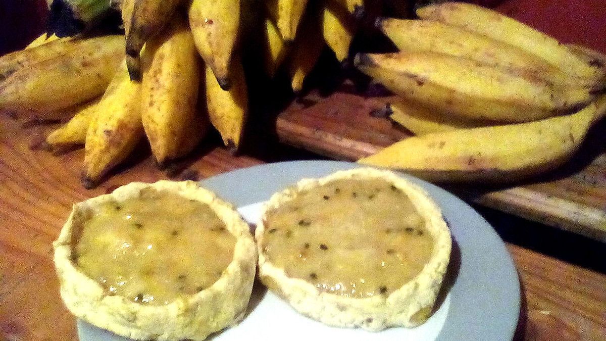 tartelette à la banane et aux fruits de la passion