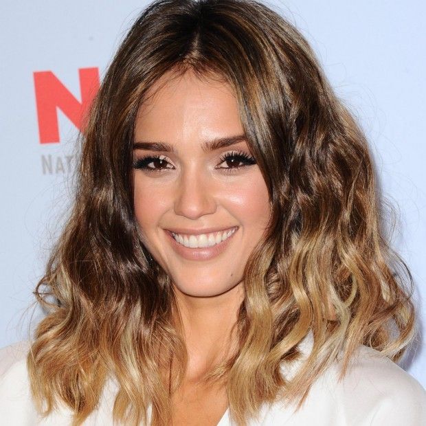 Au printemps les cheveux tombent fortement les cheveux que