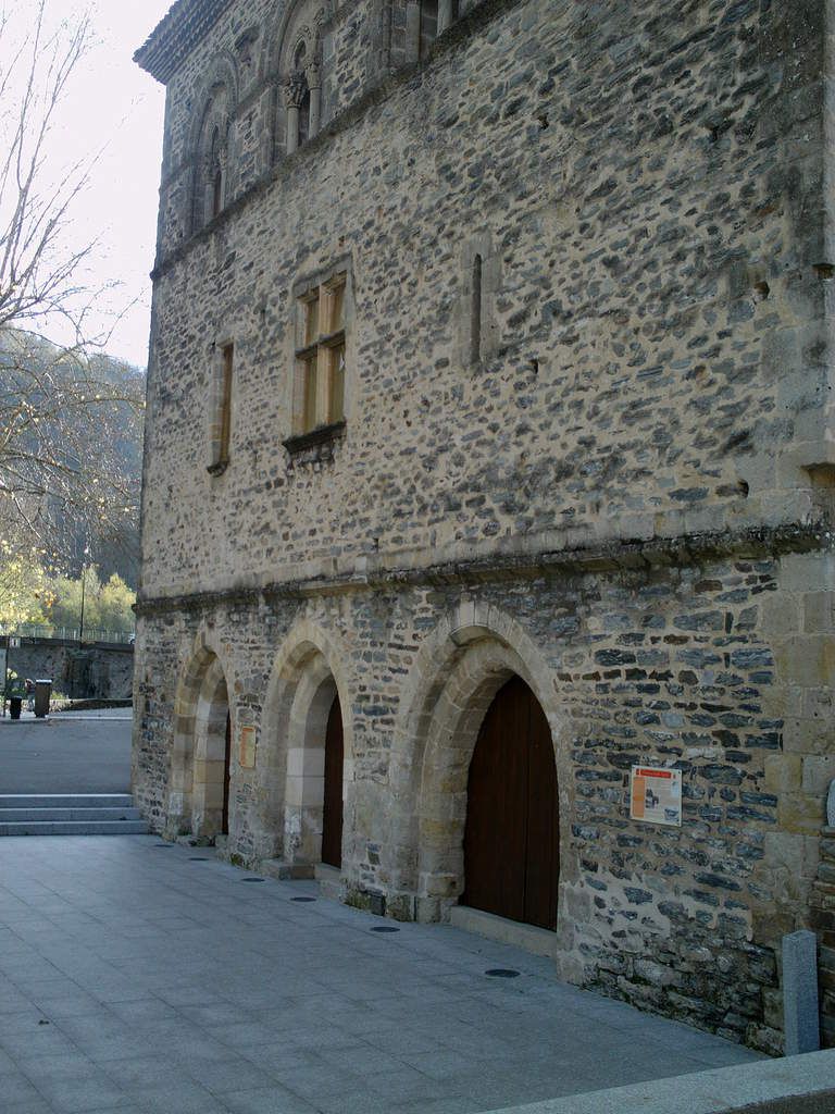 Burlats aux portes du Haut-Languedoc.