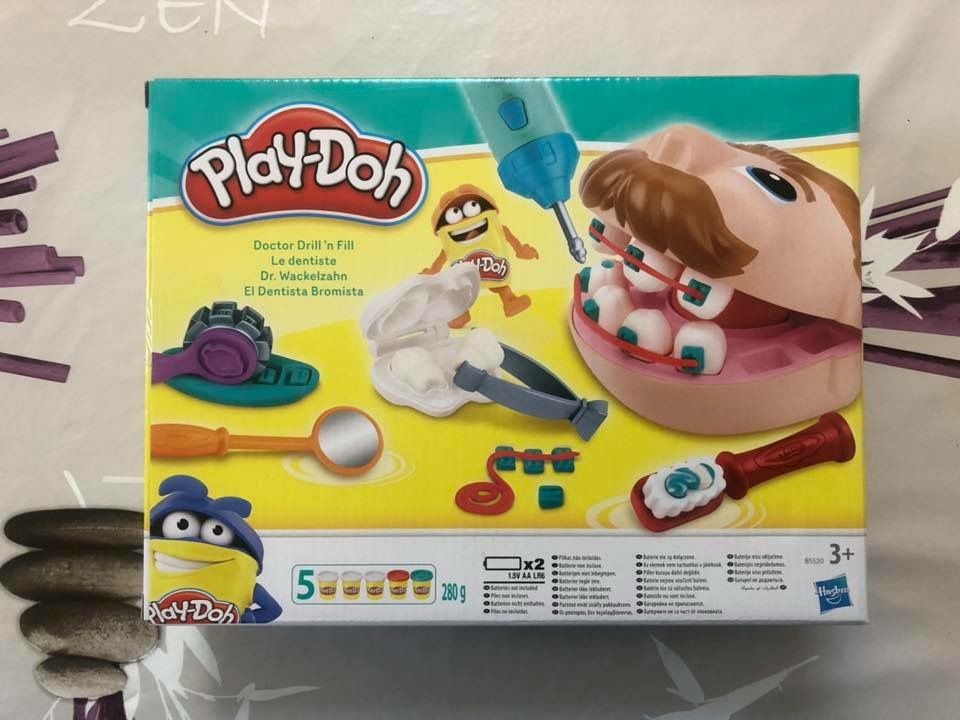 Jeu du dentiste play-doh