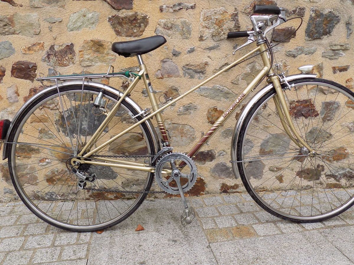 J'ai trouvé nouveau propriétaire à PARIS: MOTOBECANE Femme de 1979 - VELOS  VINTAGE à SAUMUR (vente, réparation, location)