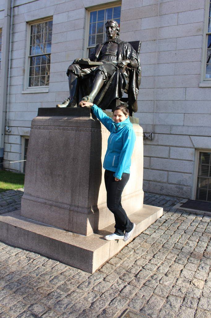 Statue de John Harvard