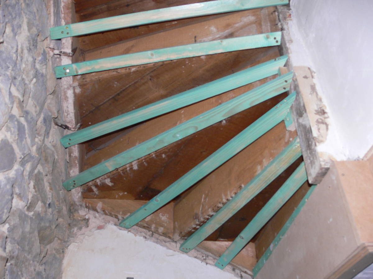 Escalier, isolation du plafond Renovation maison pierre 1900