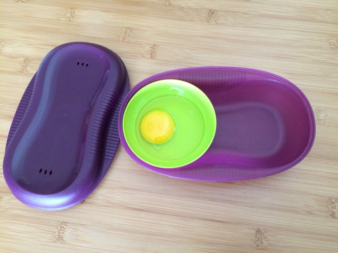 Oeuf coque au Micro ondes (cuiseur solo Tupperware) - Les recettes de Mumu