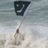مرے شہر جل رہے ہیں مرے لوگ مر رہے ہیں