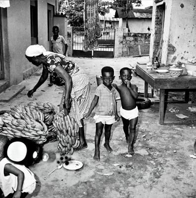 DEPARA LEMVU JOÃO, o histórico fotógrafo africano, foi natural de Makela do Zombo